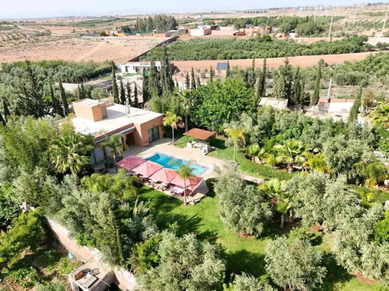 Villa – Route d’Amizmiz, 7 km de Chérifia –