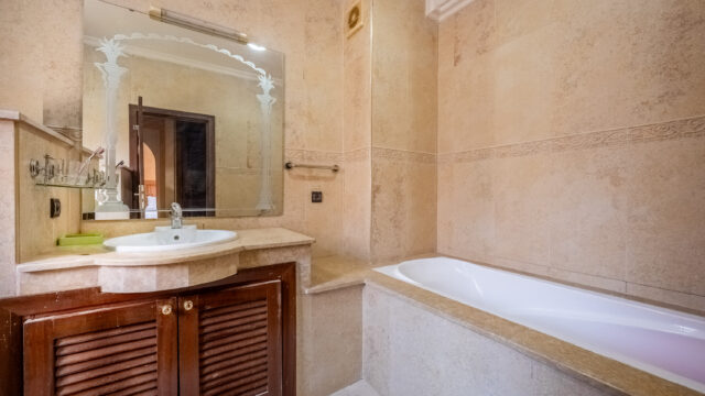 DSC_3845-HDR.jpg